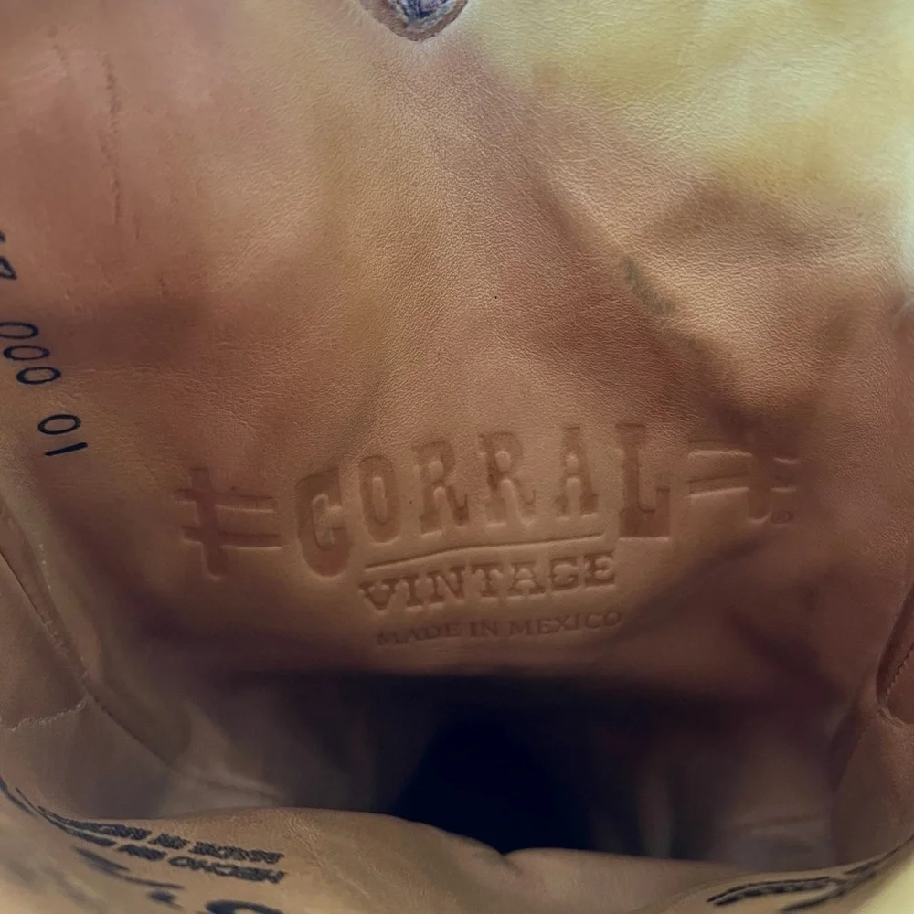 Corral preloved ❤️